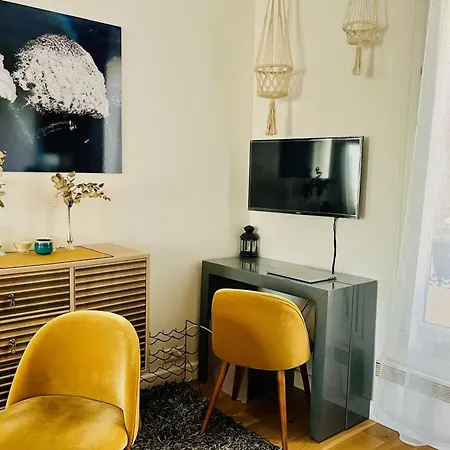 Beautiful Studio Near Canal Saint-Denis Paris Exterior photo